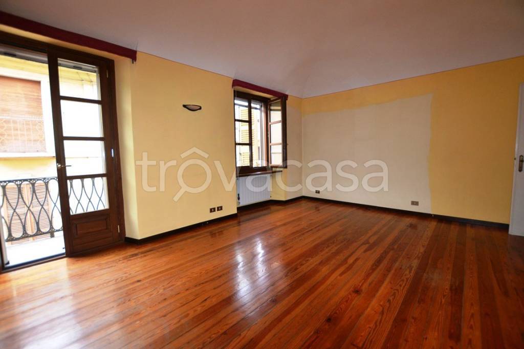 Appartamento in vendita a Biella via Italia, 35