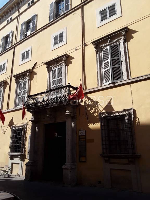 Ufficio in affitto a Foligno via Umberto I