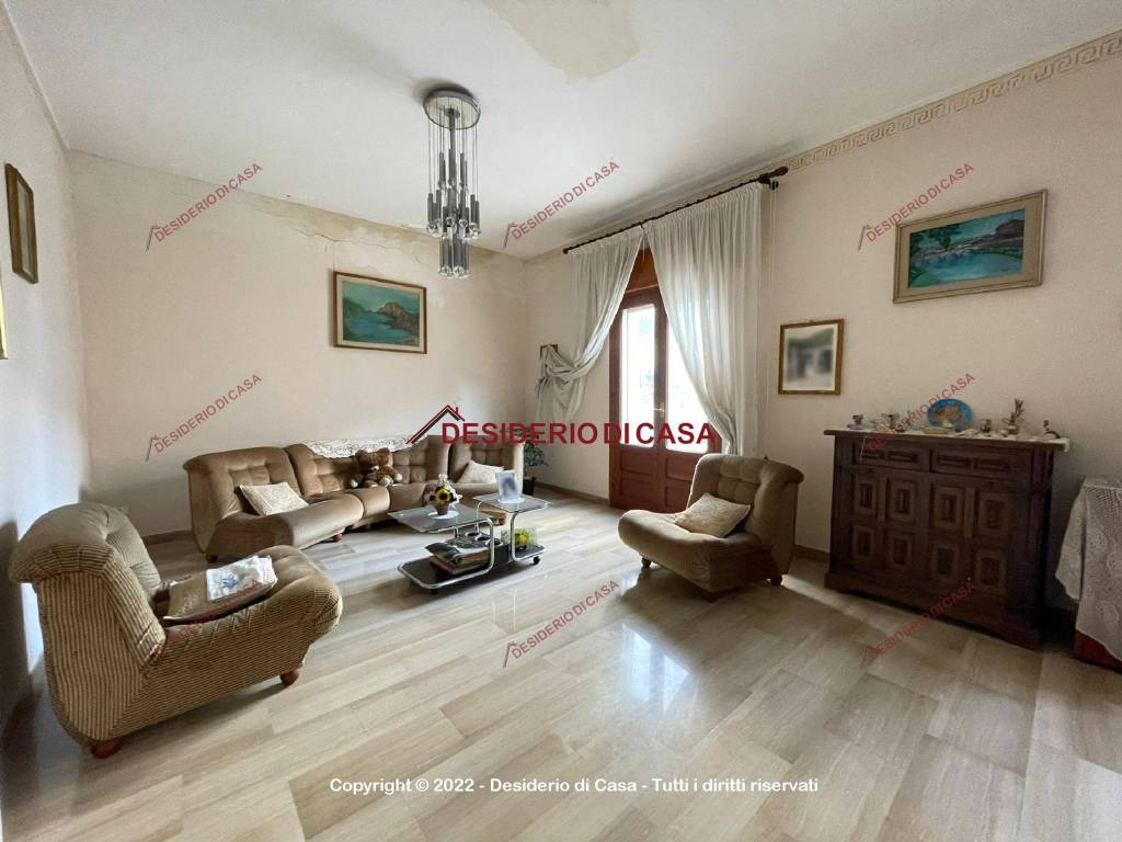 Appartamento in vendita a Pollina via Libertà, 47