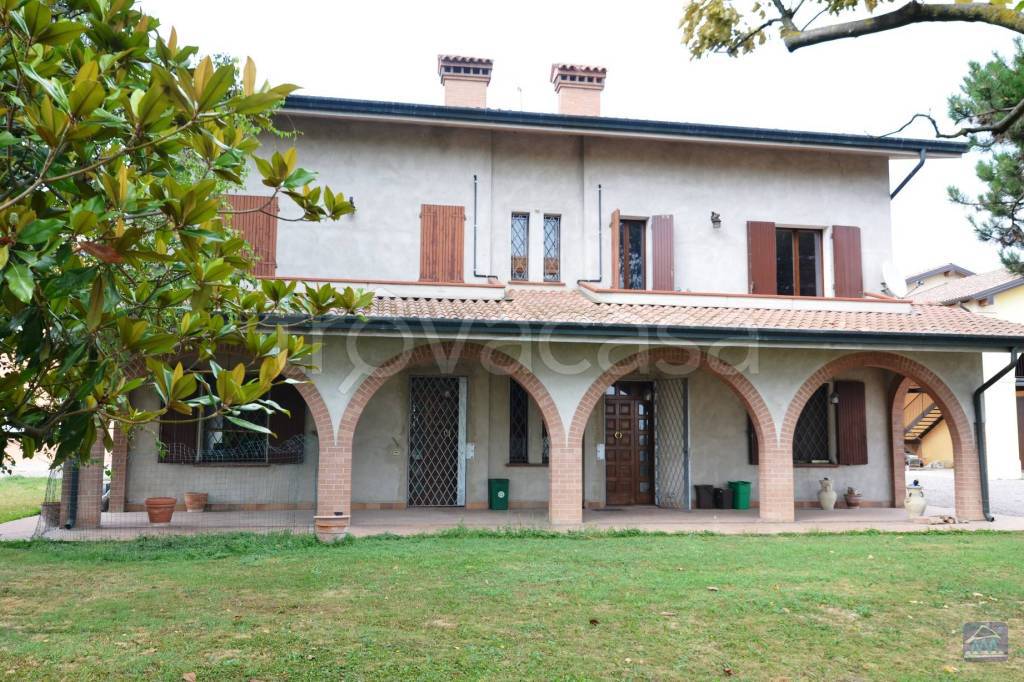 Villa Bifamiliare in vendita a Concordia sulla Secchia via Martiri della Libertà, 81