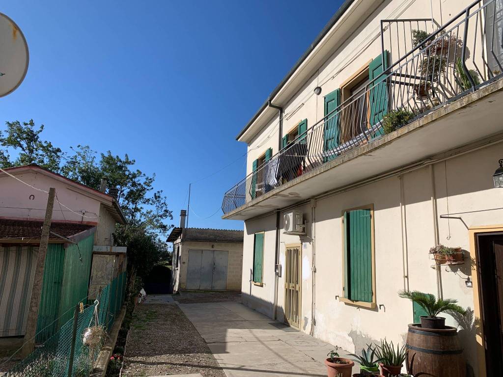 Casa Indipendente in vendita a Molinella via Canale della Botte, 105