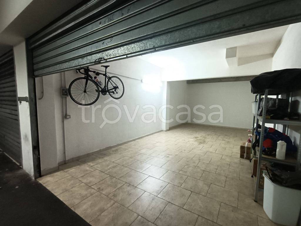 Garage in vendita a Gravina di Catania via Valle Allegra, 31