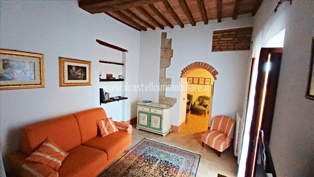 Appartamento in vendita a Sarteano corso Giuseppe Garibaldi, 18