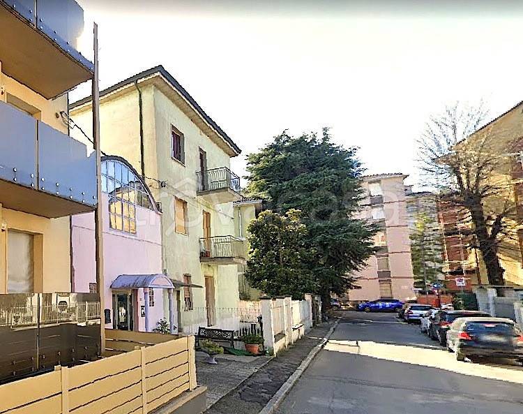 Capannone Industriale in vendita a Piacenza via Stanislao Bardetti, 21