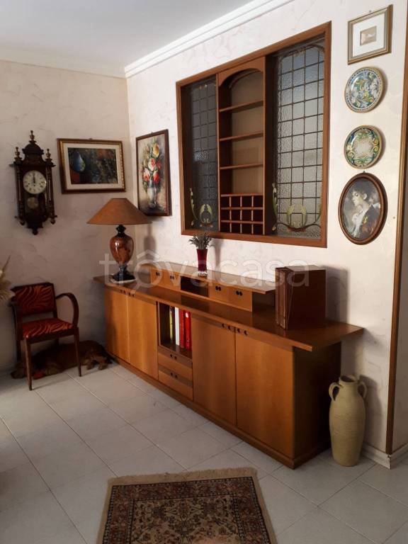 Appartamento in in vendita da privato a Delia viale Luigi la Verde, 39