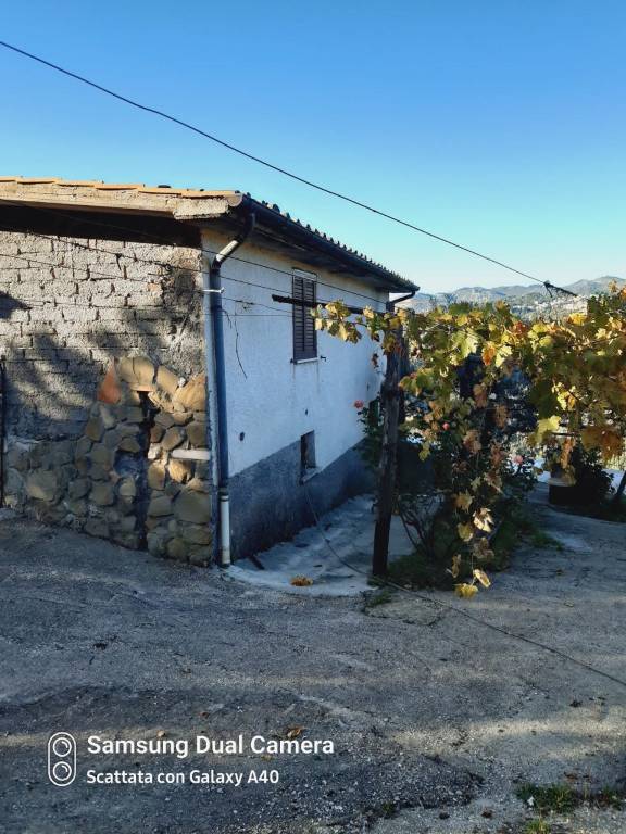 Casale in in vendita da privato a Bellegra via Località Cantarelle