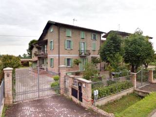 Villa bifamiliare in in vendita da privato a modena strada pederzona, 394