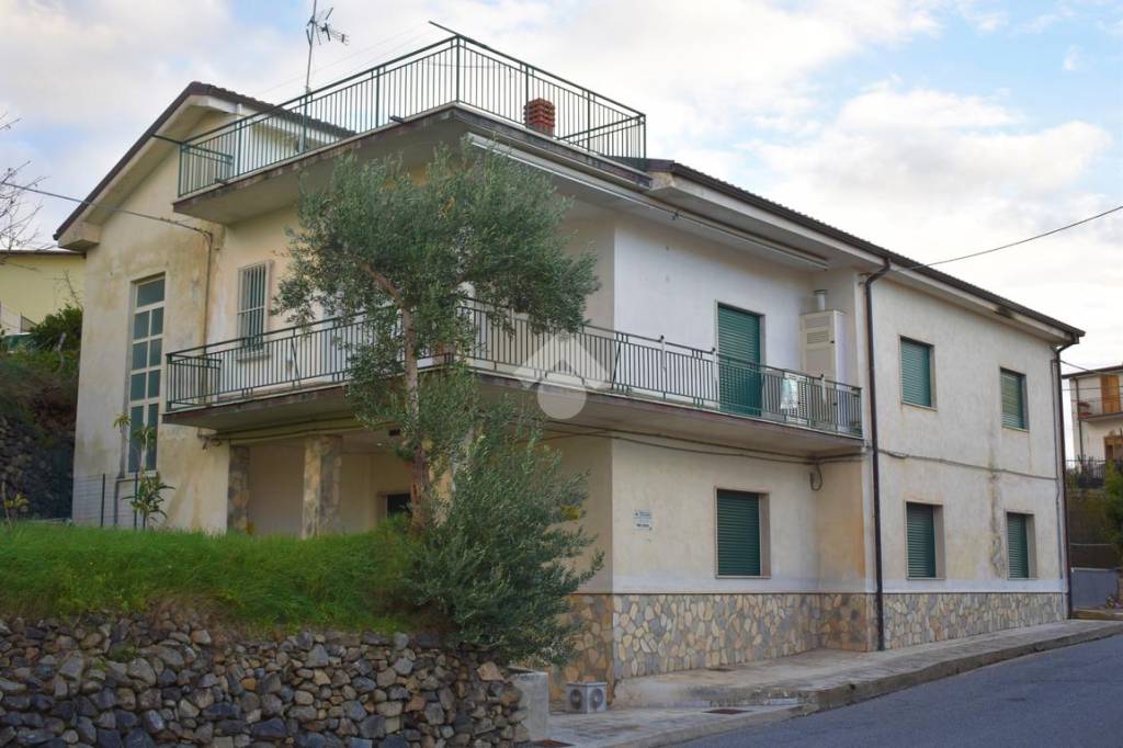 Villa in vendita a Paola viale Ippocrate, 22