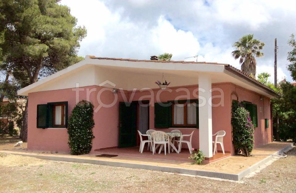 Villa in vendita a Portoferraio via Le Prade