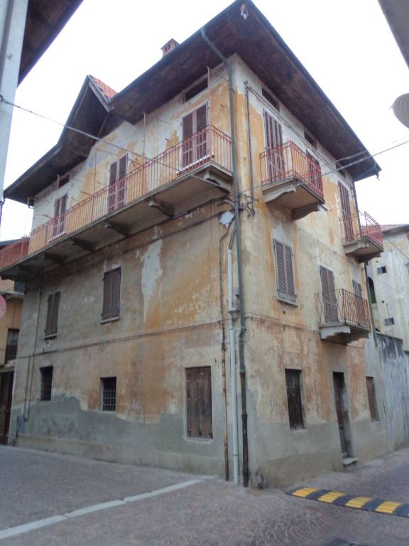 Casa Indipendente in vendita a Crevacuore via Giuseppe Garibaldi