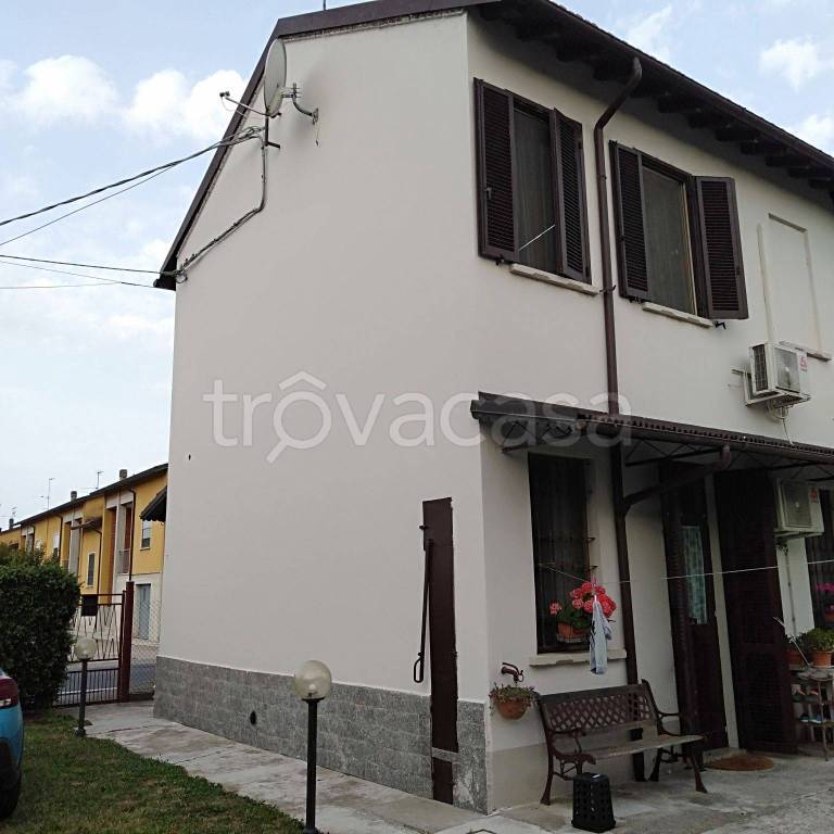 Casa Indipendente in in vendita da privato a Valeggio via Roma