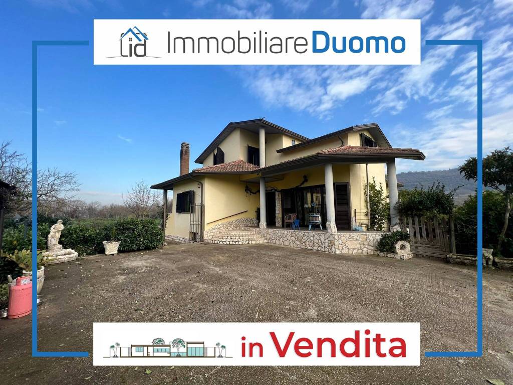 Villa in vendita a Benevento via Luigi Sturzo