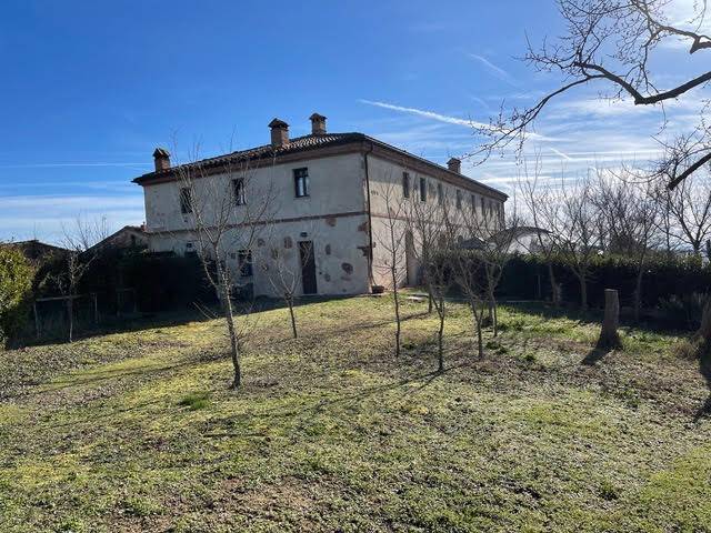 Casa Indipendente in vendita a Monteroni d'Arbia