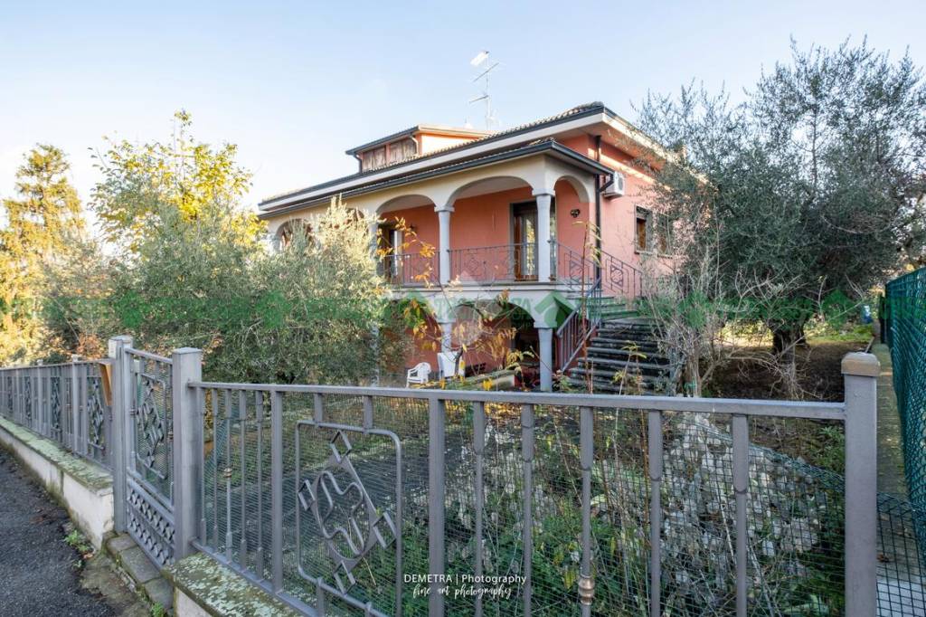 Villa Bifamiliare in vendita a Valsamoggia via Antonio Gramsci, 93