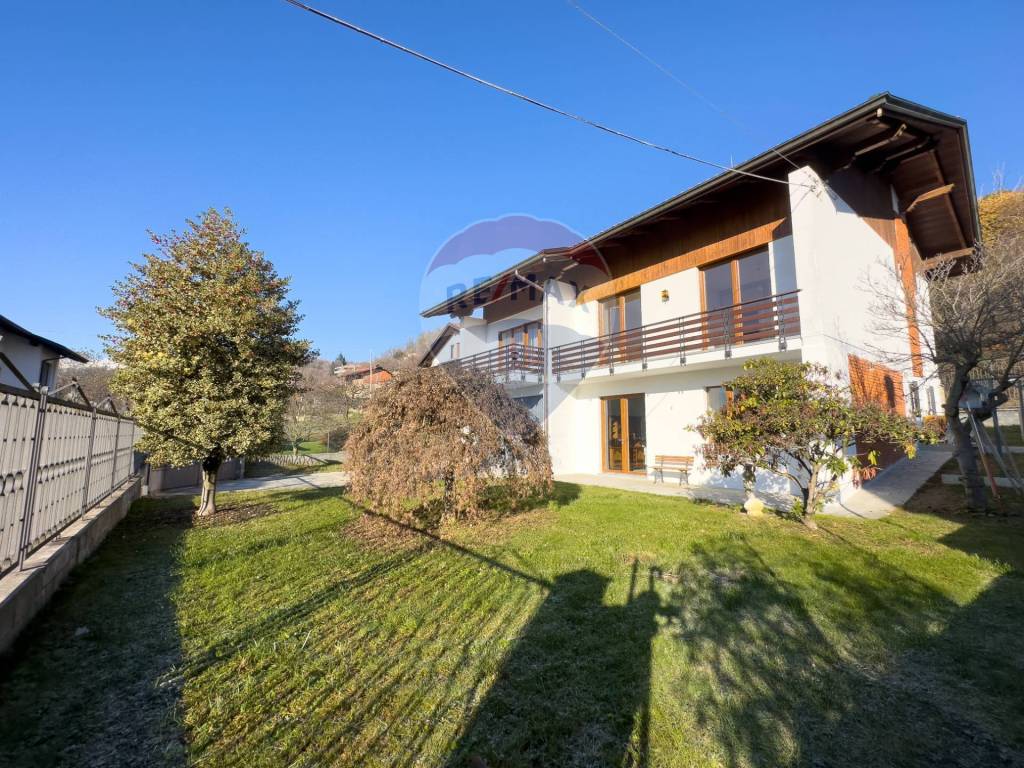 Villa in vendita a Biella via Novellino, 18