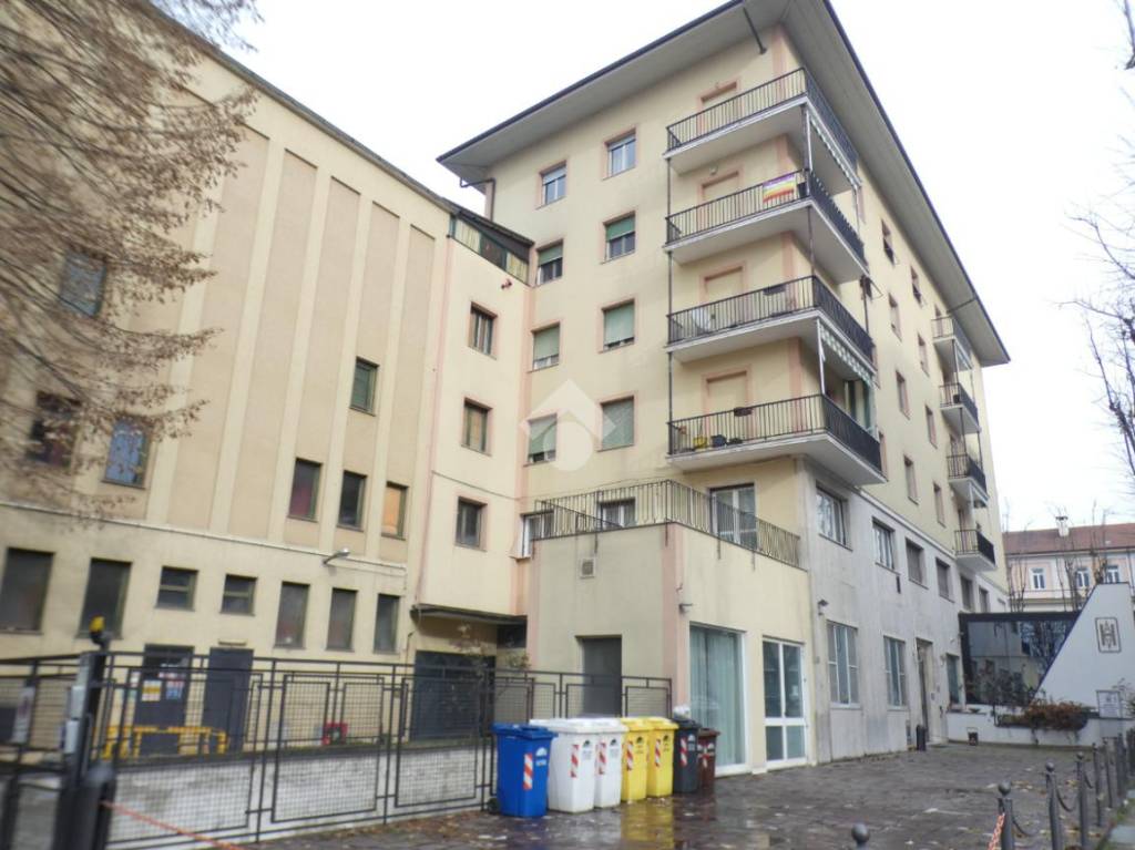 Appartamento in vendita ad Acqui Terme piazza Giacomo Matteotti, 11