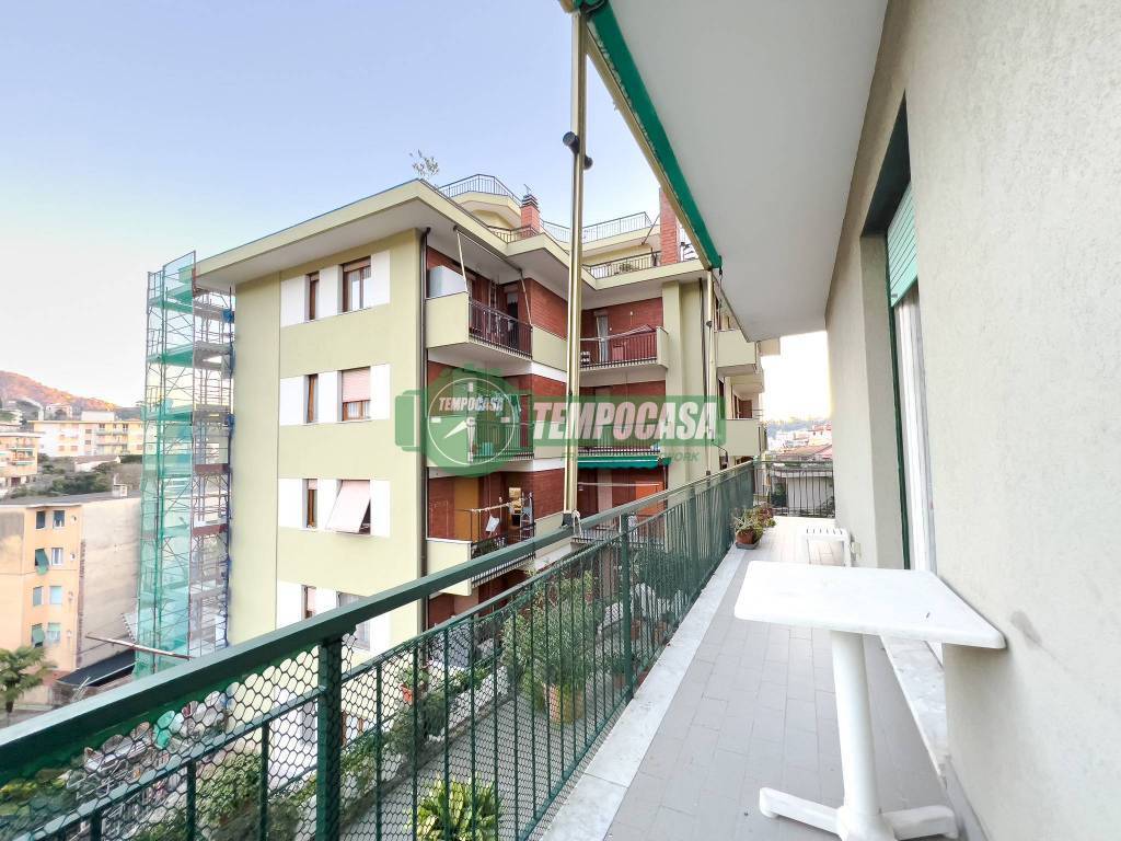 Appartamento in vendita a Rapallo via Privata Schiappacasse, 11