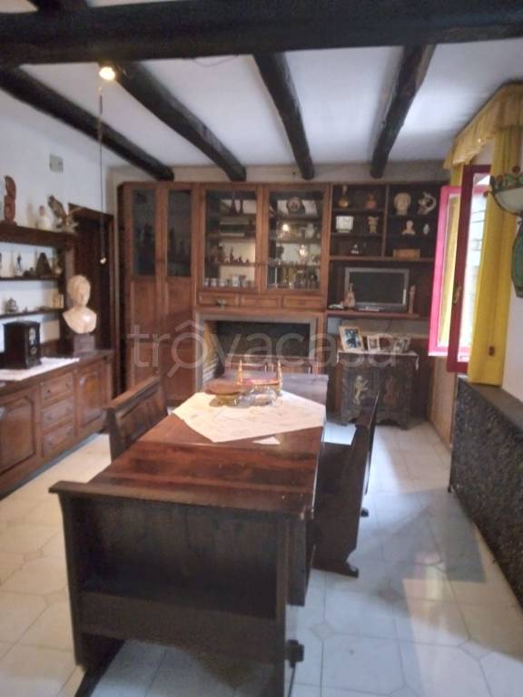 Villa in vendita a Frosinone via Polveriera