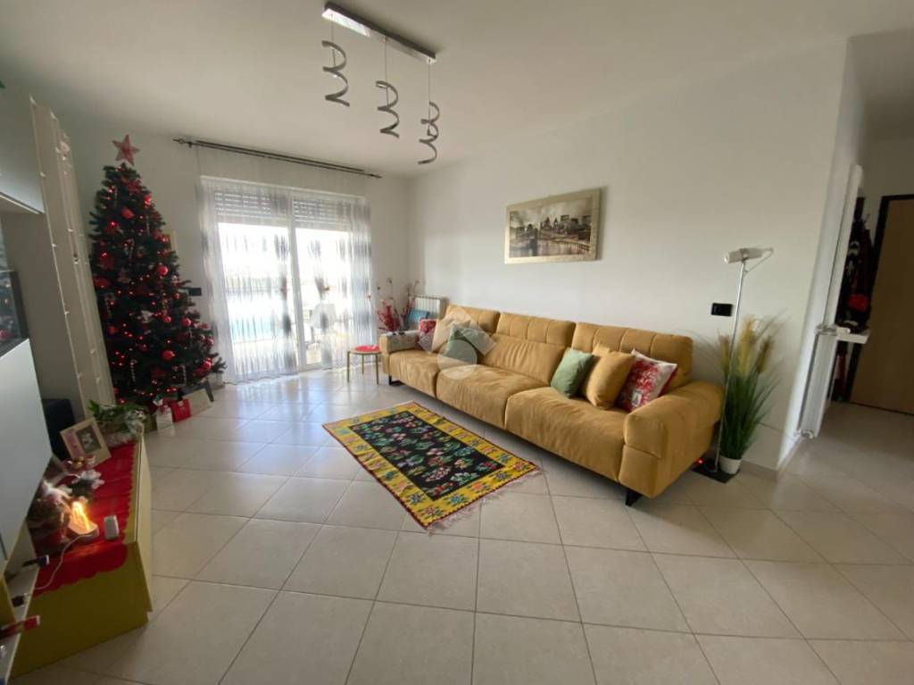 Appartamento in vendita a Bari strada Provinciale Bitonto Palese, 72