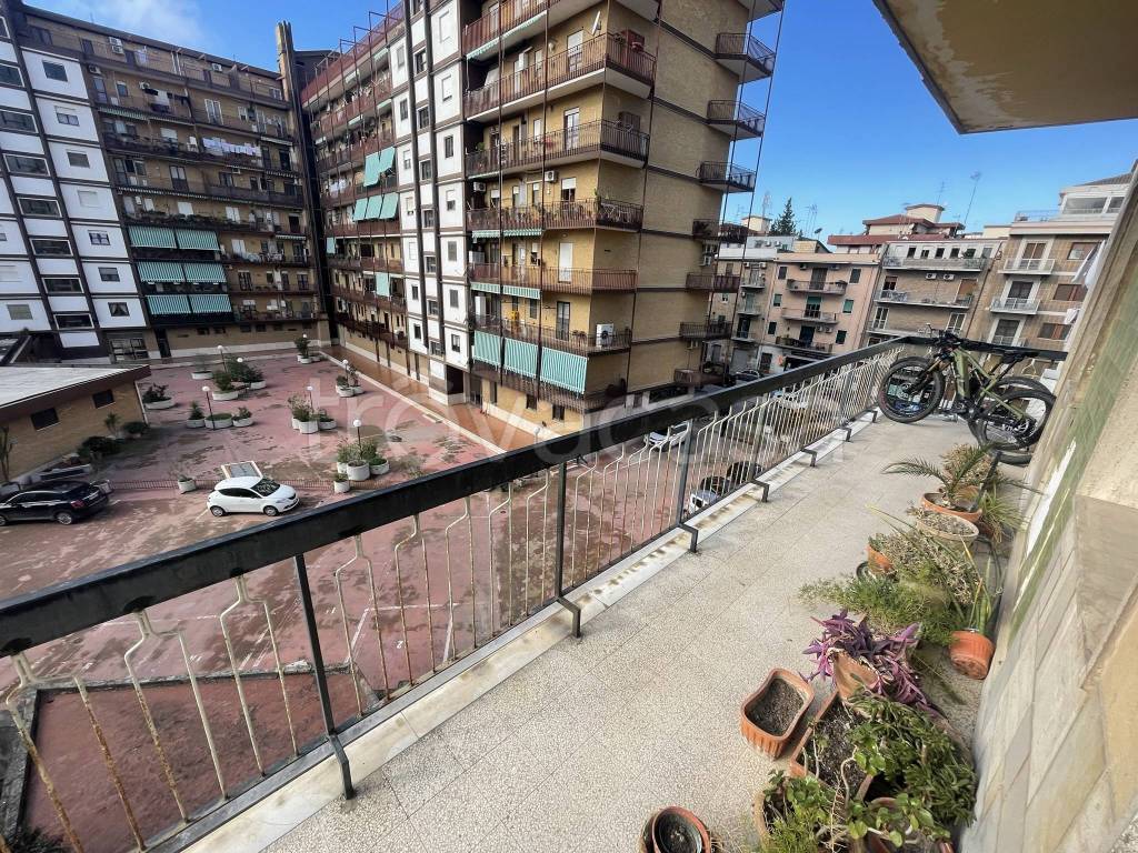 Appartamento in vendita a Foggia via Vincenzo Acquaviva