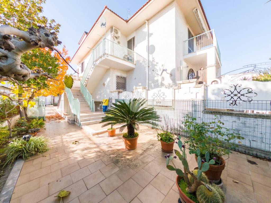 Appartamento in vendita a Manfredonia viale Nimpio, 6