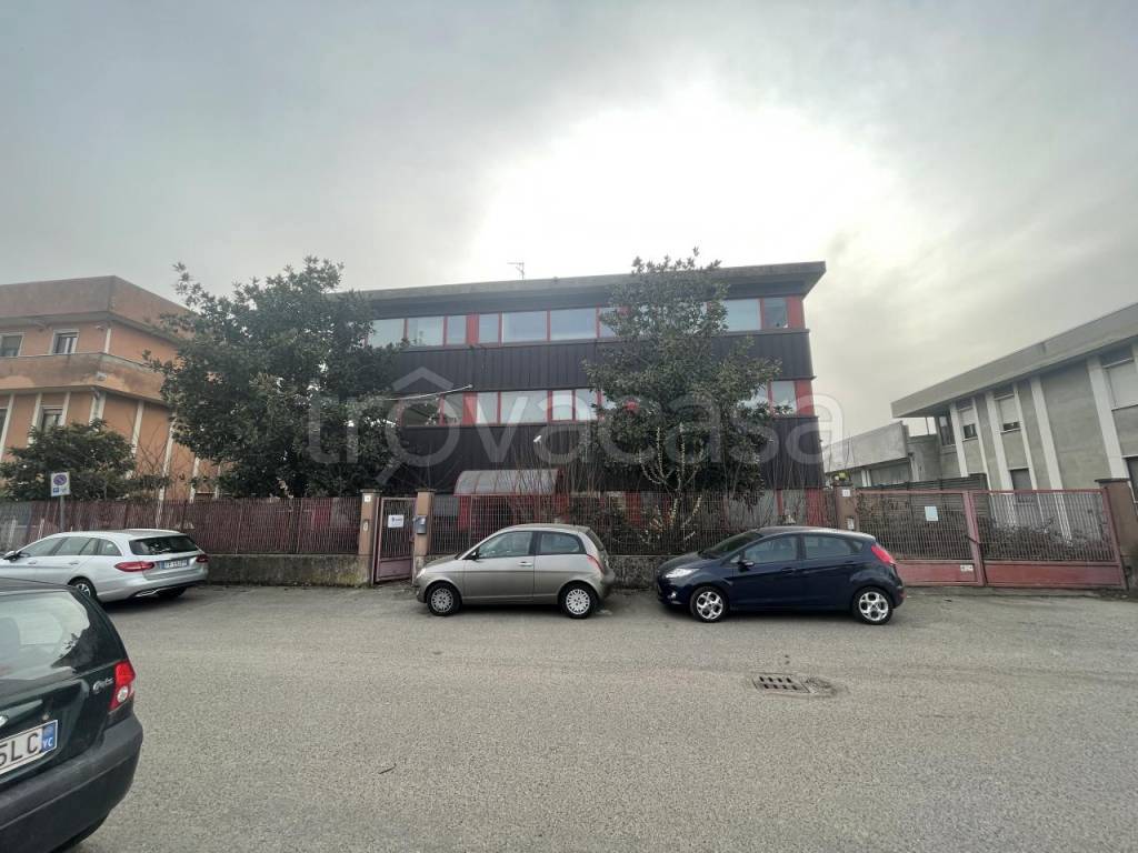 Capannone Industriale in vendita a Vercelli via candido sassone, 24/26