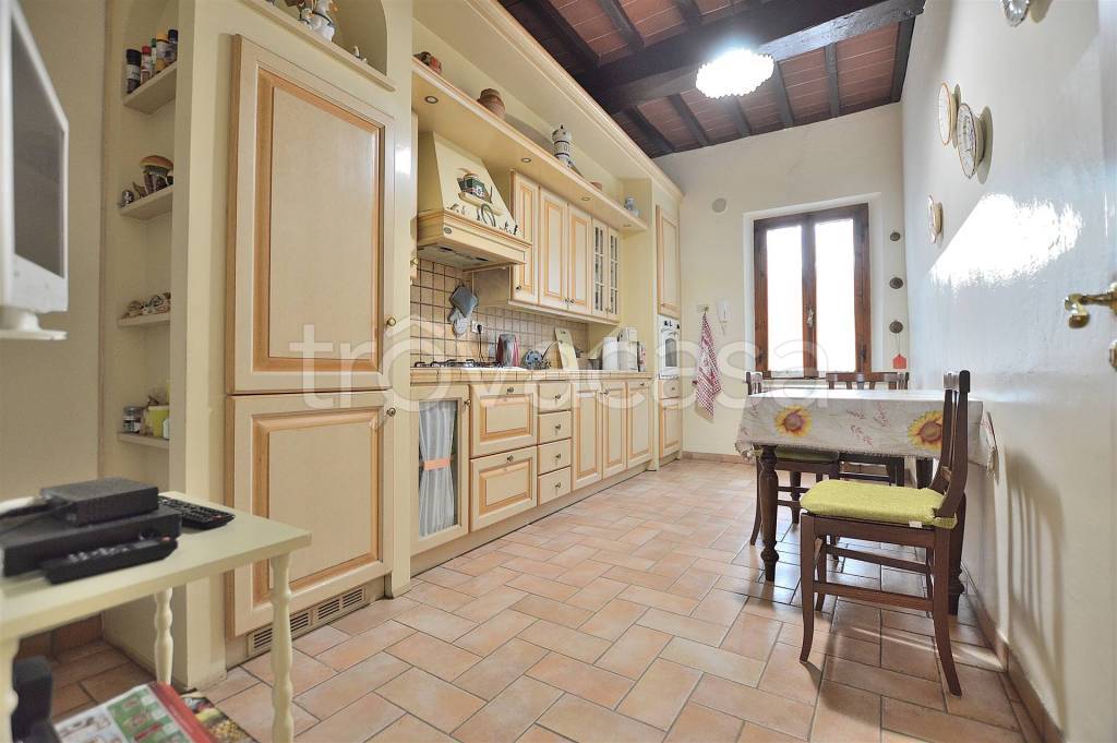 Appartamento in vendita a Monteroni d'Arbia via Landi