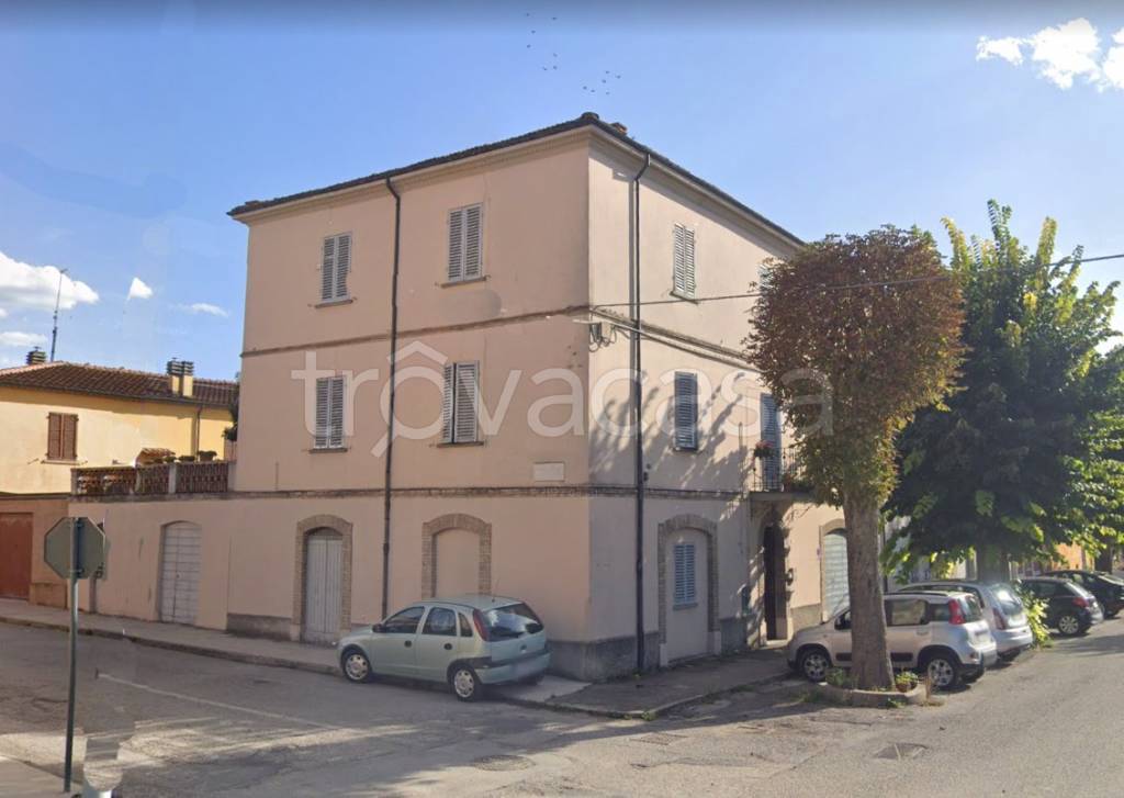 Appartamento in vendita a Urbania via Gioacchino Rossini