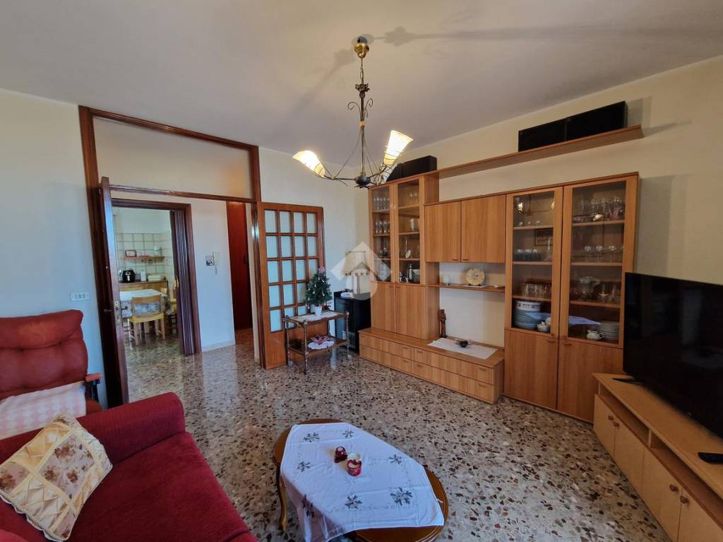 Appartamento in vendita a Polignano a Mare via Vito Frugis, 10