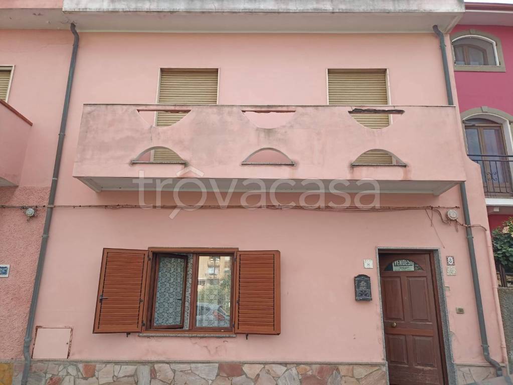 Casa Indipendente in vendita a Portoscuso via Trieste, 8
