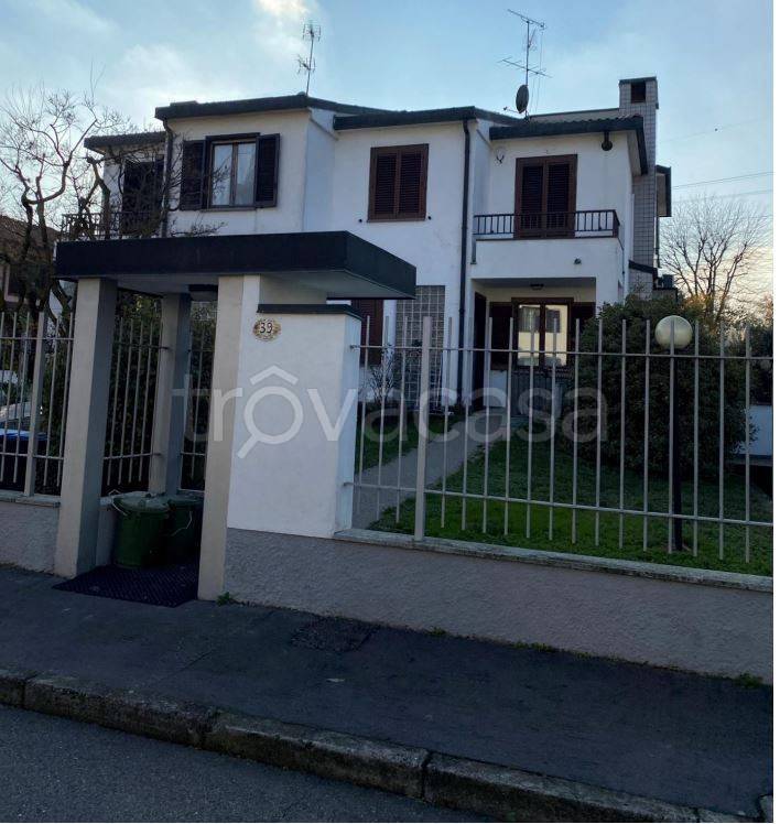Villa all'asta a Settimo Milanese via Alfredo Catalani, 39