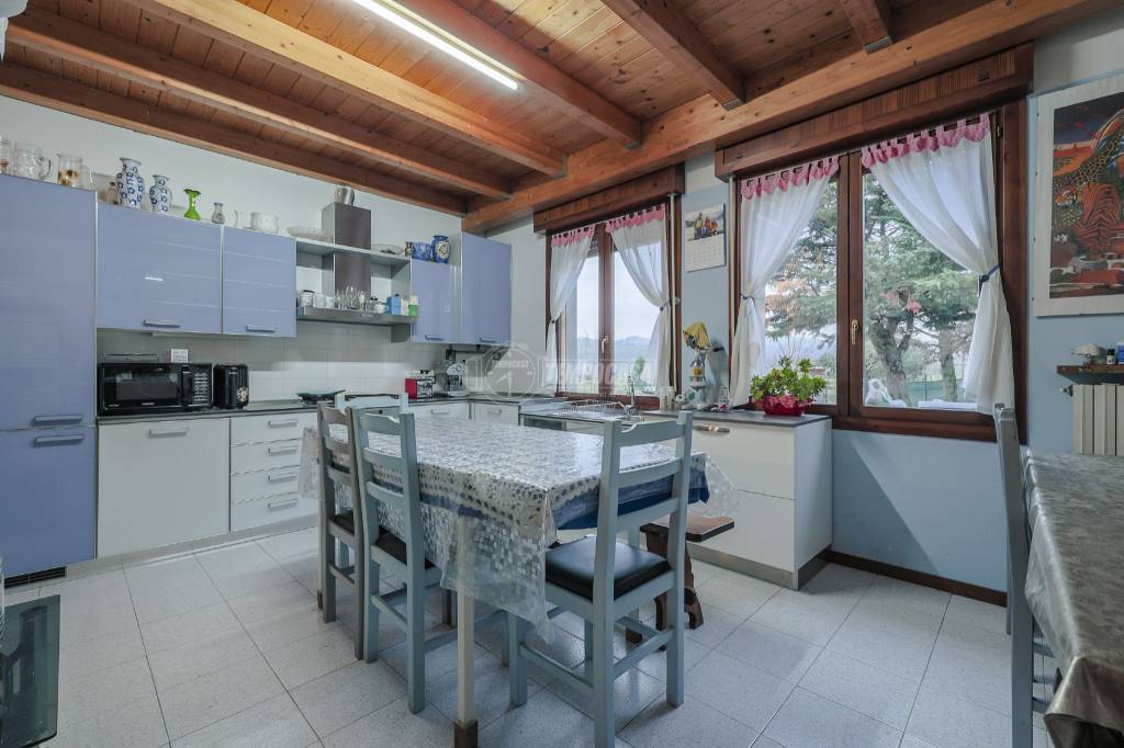 Villa in vendita a Casalfiumanese via Calcina