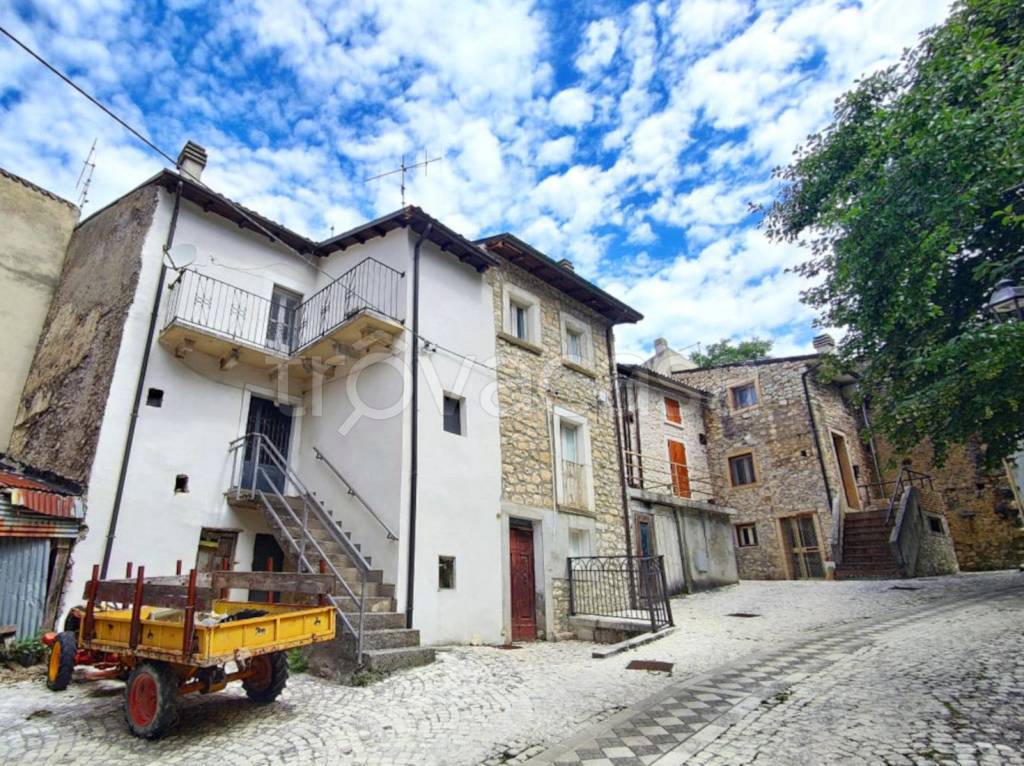Casale in vendita a Sant'Eufemia a Maiella via Fossato Bonomo