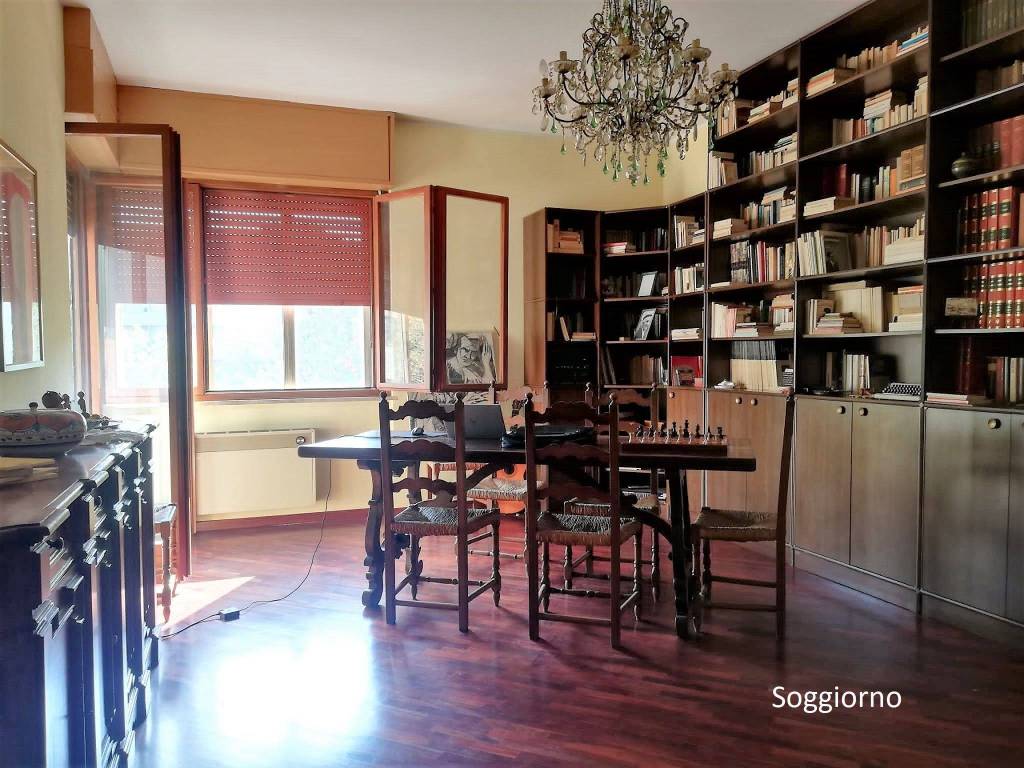 Appartamento in in vendita da privato a Fabriano via Engles Profili