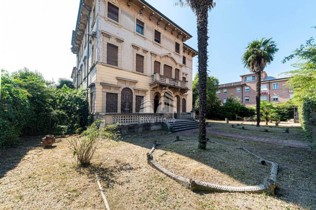 Villa in vendita a Padova viale Felice Cavallotti, 49