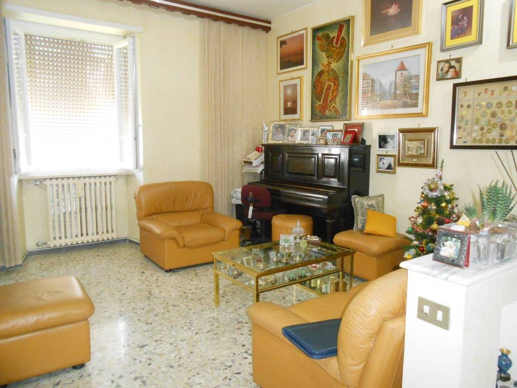 Appartamento in vendita a Roma via della Cicogna, 5