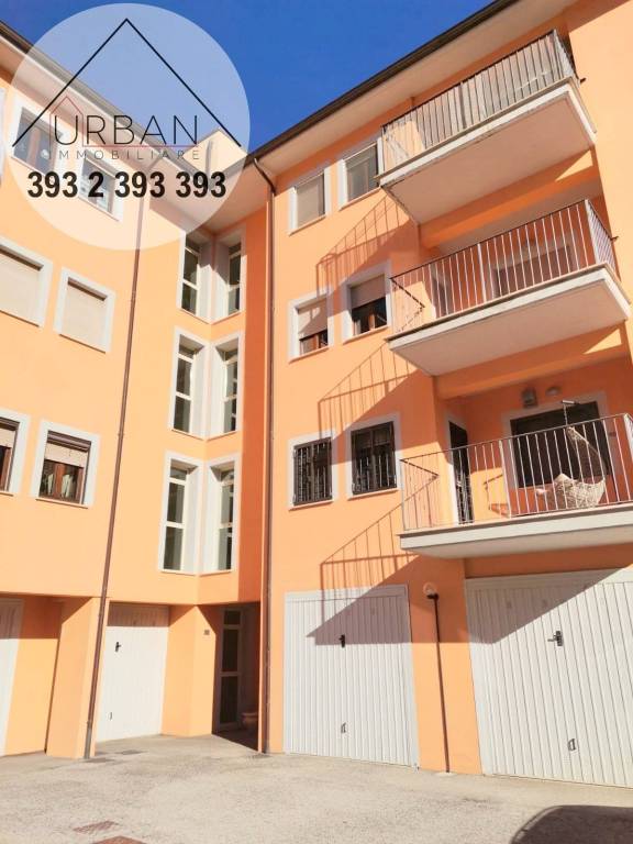 immagine annuncio 1 di 8