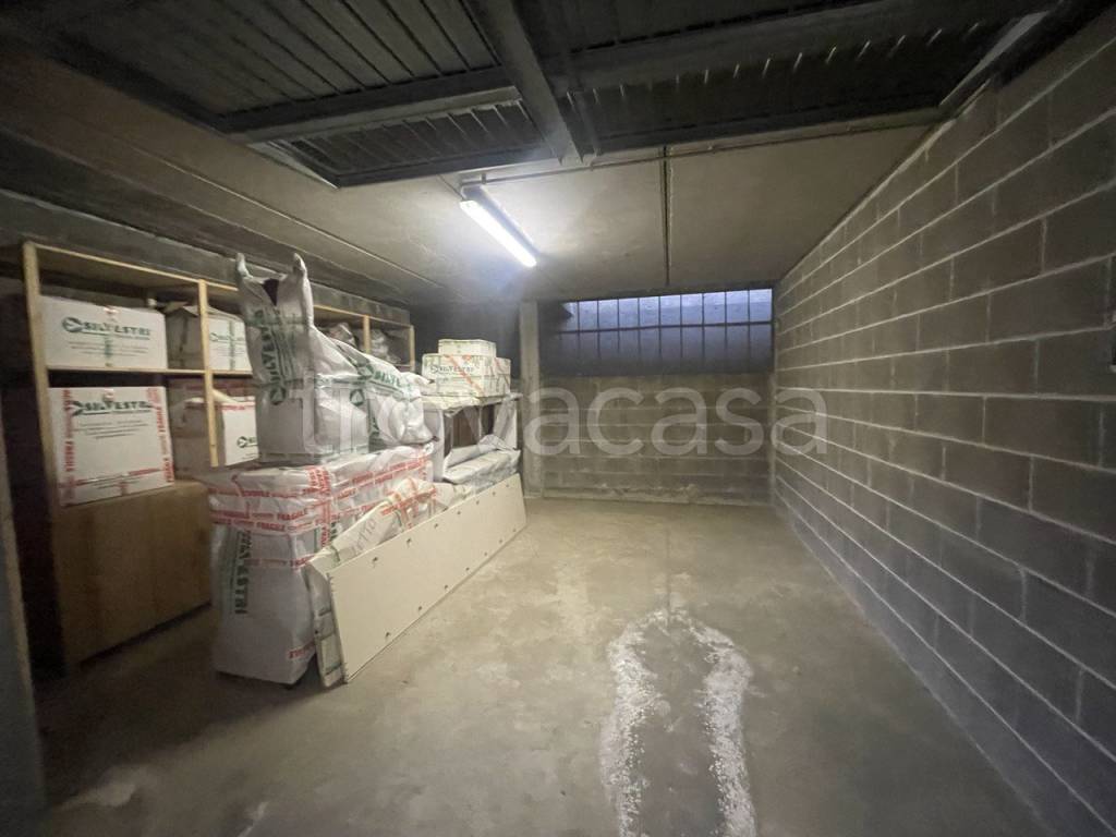 Garage in vendita a Borgio Verezzi via 4 Novembre, 11