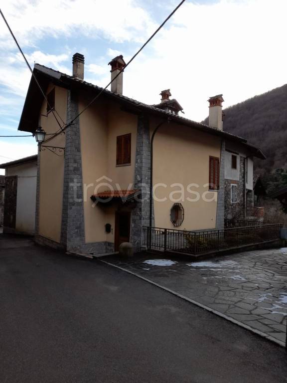 Villa in vendita a Postua via Monbarone