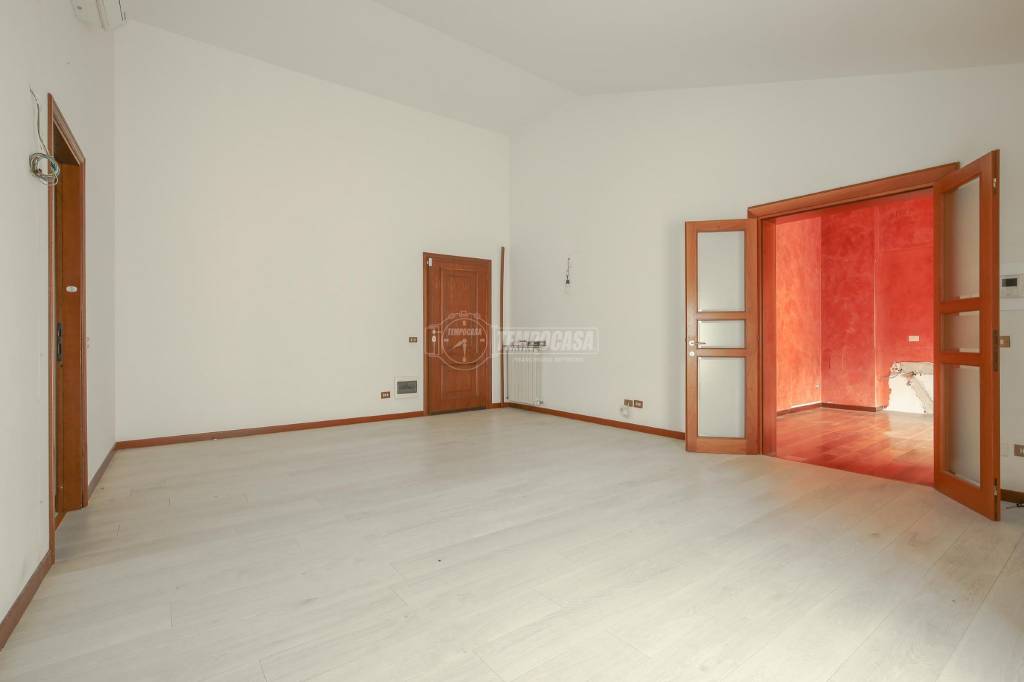 Appartamento in vendita a Cremona via Felice Geromini