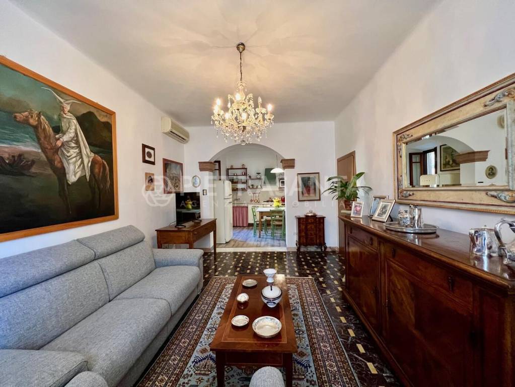 Appartamento in vendita a Pietrasanta via Padre Eugenio Barsanti, 1