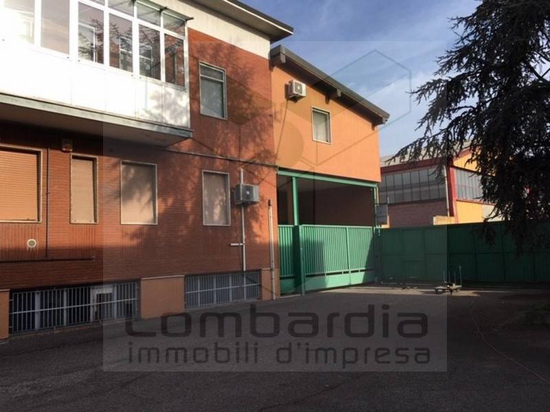 Capannone Industriale in vendita a San Donato Milanese via Bruno Buozzi, 41
