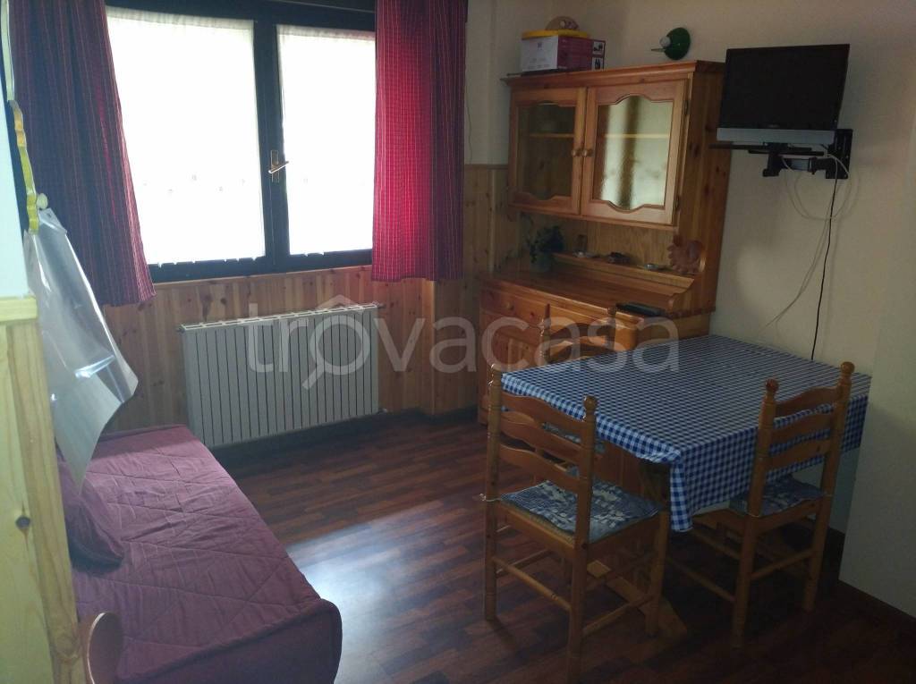 Appartamento in vendita ad Aprica via Europa, 107