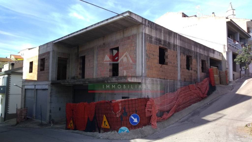 Casa Indipendente in vendita a Montenero di Bisaccia via Palermo
