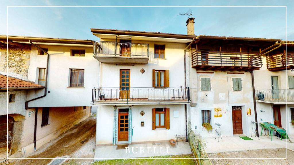 Casa Indipendente in vendita a Flaibano via Camillo Benso di Cavour, 15