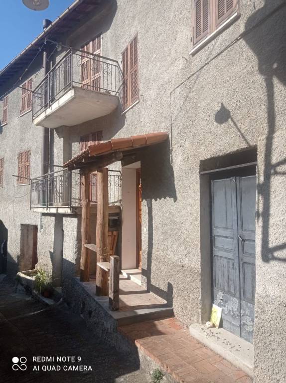 Casa Indipendente in in vendita da privato a Pieve di Teco via San Lorenzo, 10