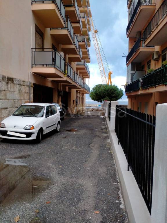 Appartamento in in vendita da privato a Reggio di Calabria via Santa Caterina d'Alessandria, 21