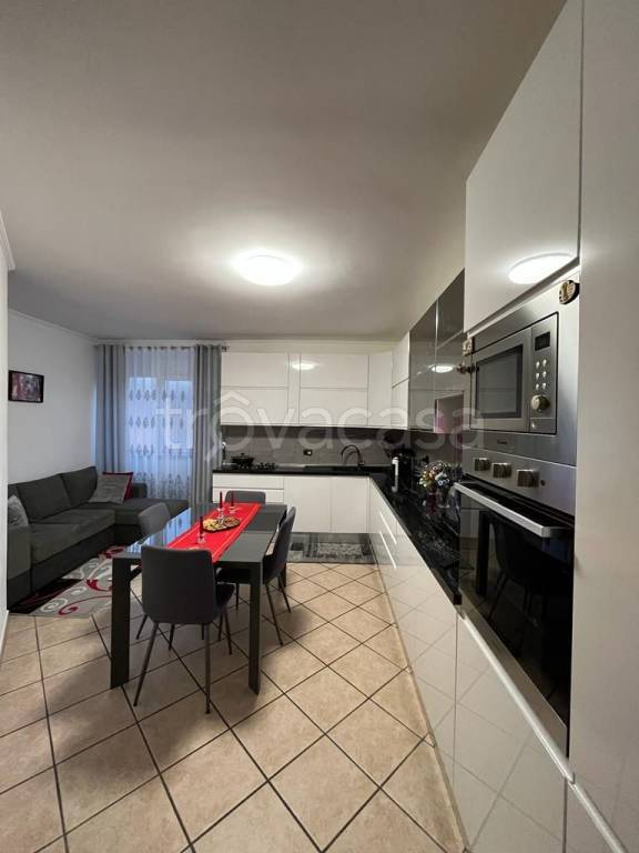 Appartamento in in vendita da privato a Ronciglione viale 4 Novembre, 12