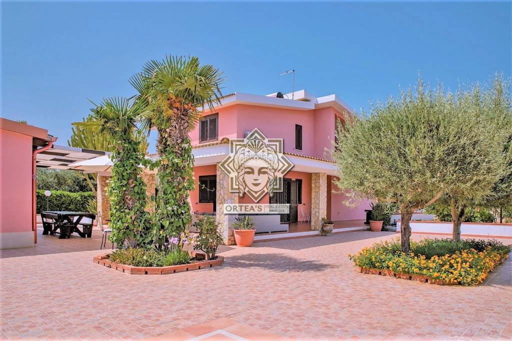 Villa Bifamiliare in affitto a Siracusa via Dell'Aragosta