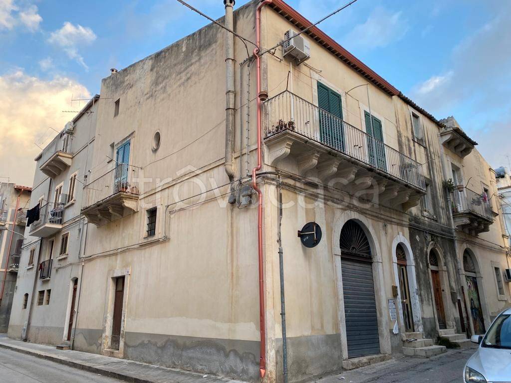 Appartamento in in vendita da privato a Scicli via Nazario Sauro, 6